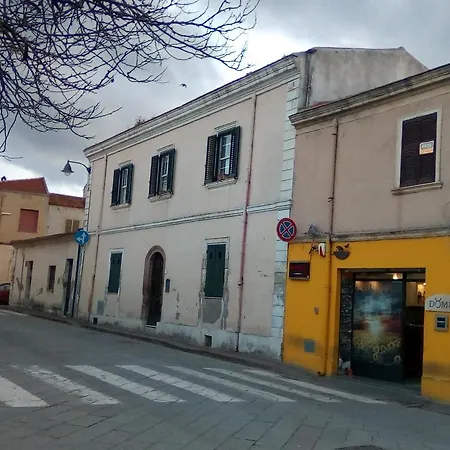 Antica Casa Cristofori Bed & Breakfast Usini